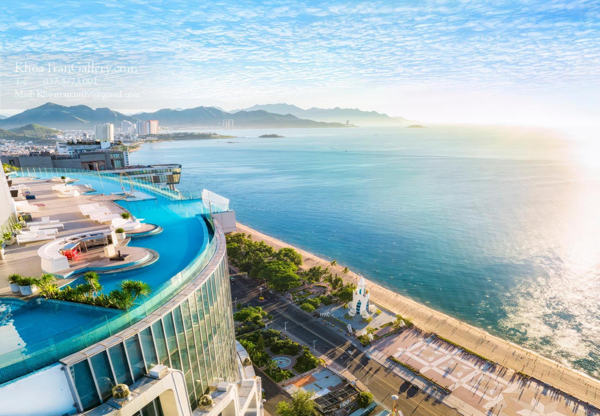 Coastal Panorama Oceanfront Suites Nha Trang Exterior photo