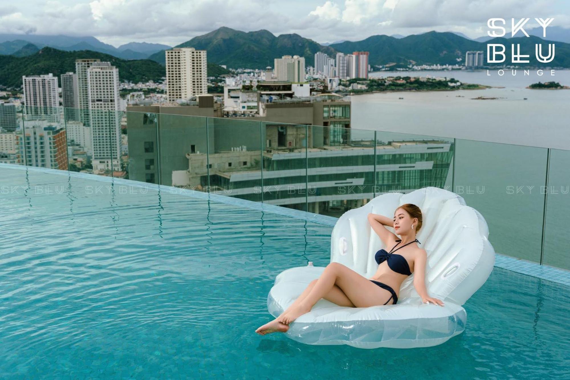 Coastal Panorama Oceanfront Suites Nha Trang Exterior photo